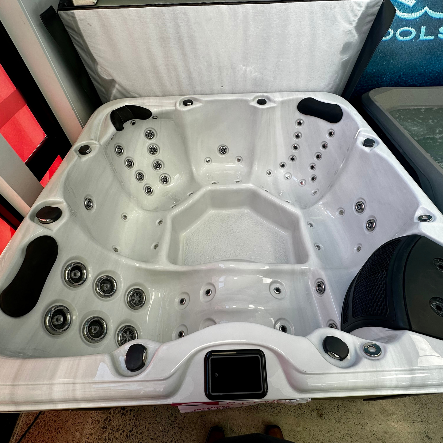 Cyclone Spa - Preloved
