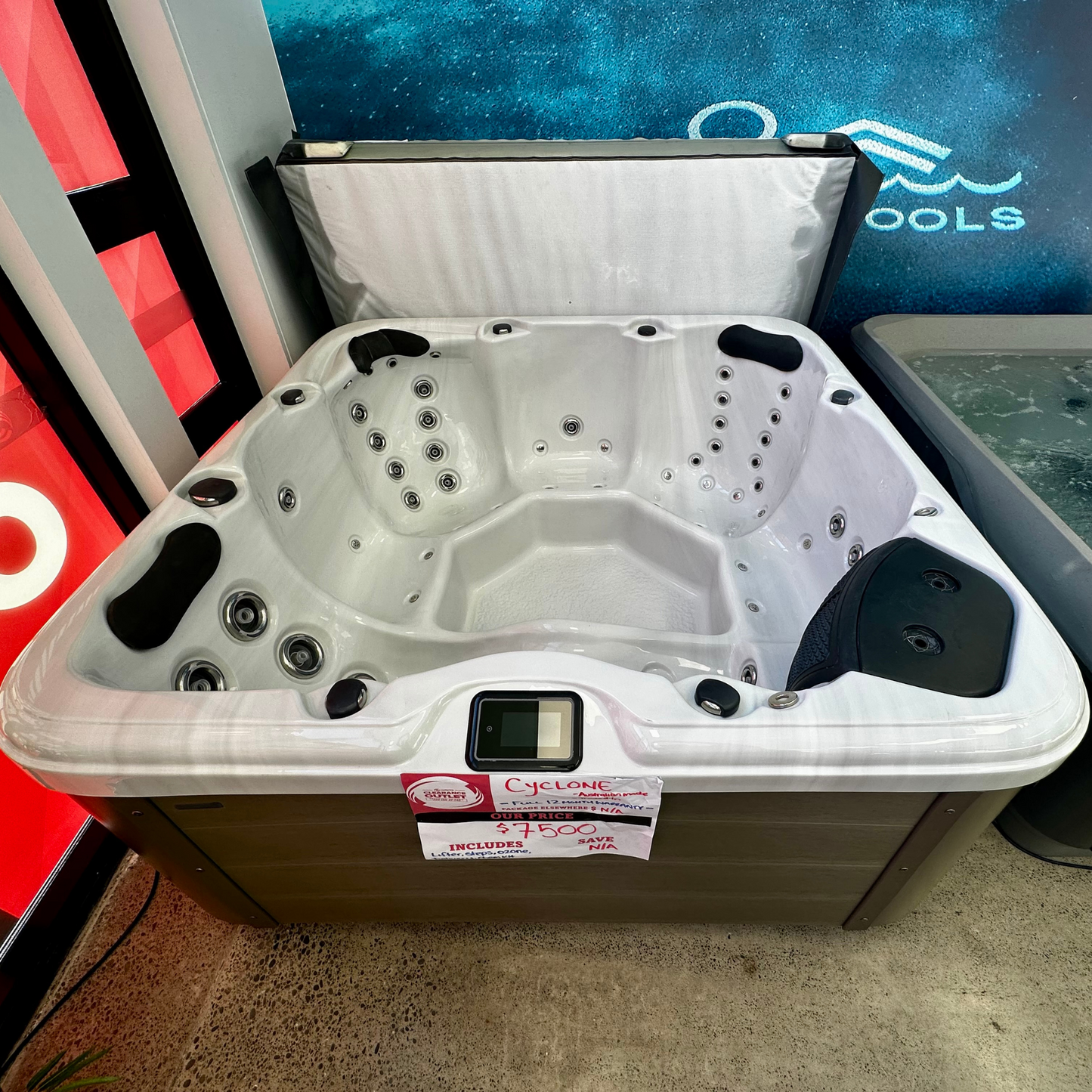 Cyclone Spa - Preloved