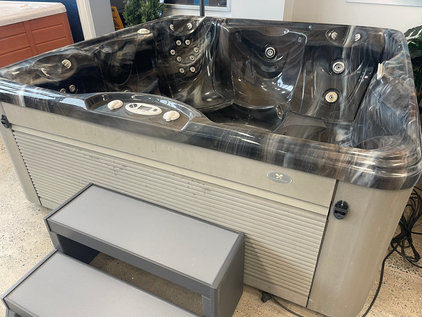 Pre-Loved Caldera Capitolo 2019