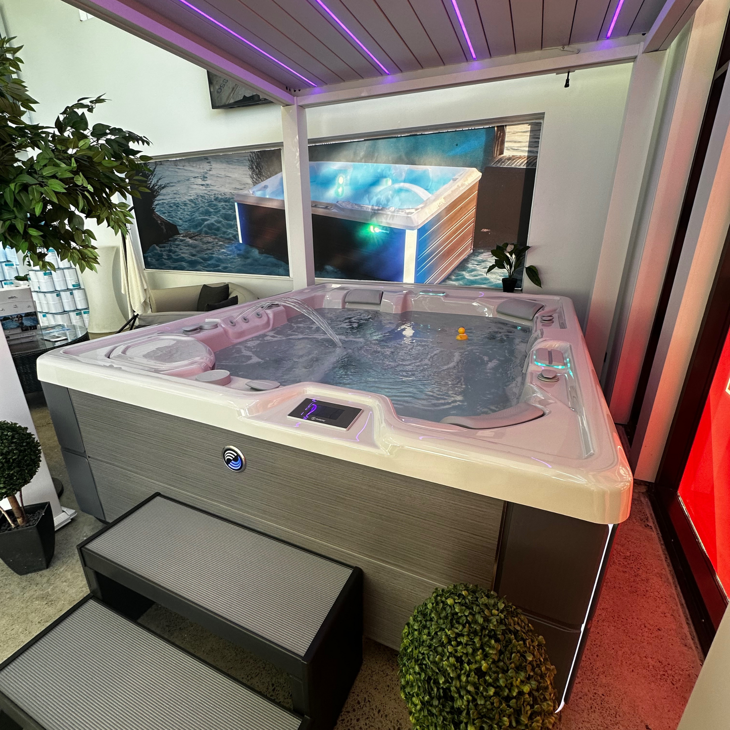 Highlife Sovereign - Floor Model