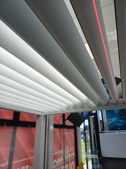 PEGOLA KING 2.6 x 2.6 With RGB Lighting Louvers