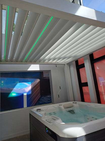 PEGOLA KING 2.6 x 2.6 With RGB Lighting Louvers