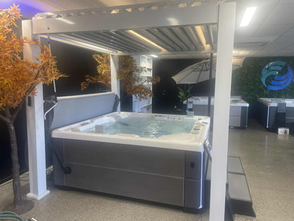 PEGOLA KING 2.6 x 2.6 With RGB Lighting Louvers