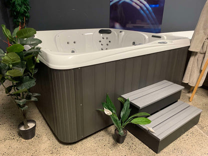 Islander Ahorangi Package